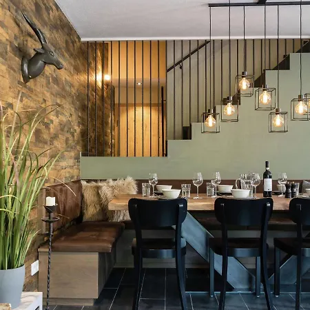 بيت للعطل Luxury Chalet In Near Area