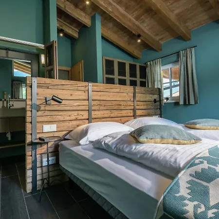 بيت للعطل Luxury Chalet In Near Area ليوغانغ