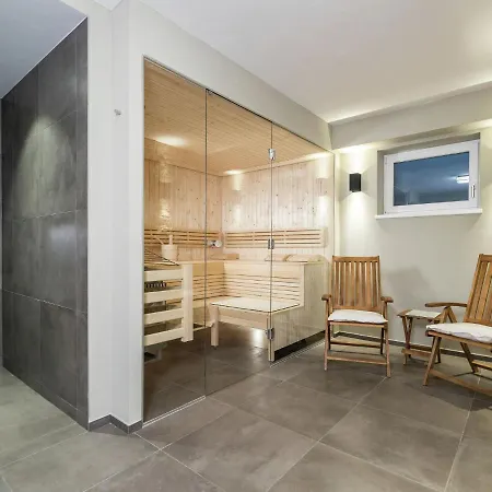 Luxury Chalet In Near Area بيت للعطل